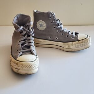 Suede Converse Lift